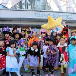 昨年実施したハロウィンパレードの様子（C）TOKYO-SKYTREE TOWN