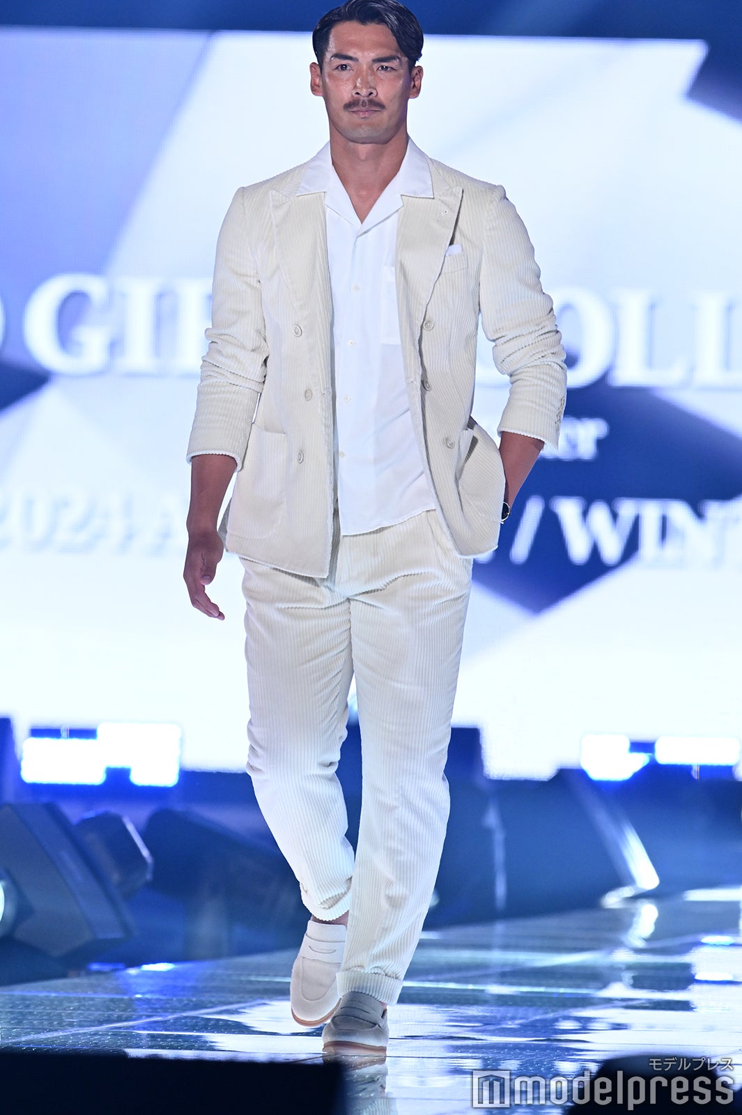 （C）モデルプレス