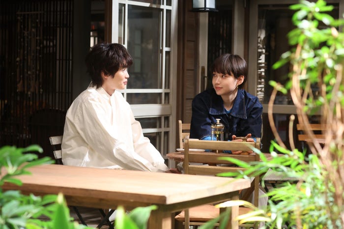 西垣匠、白本彩奈「続・続・最後から二番目の恋」最終話(C)フジテレビ