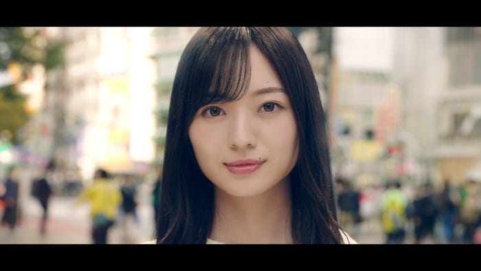 梅澤美波/CMより(提供画像)