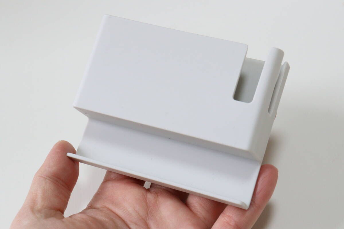 セリアのロッカー用スマホホルダー