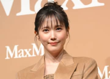 本田翼 オフ感あふれる爽やか春コーデにファン歓喜「おしゃれでかわいくて似合いすぎてる」