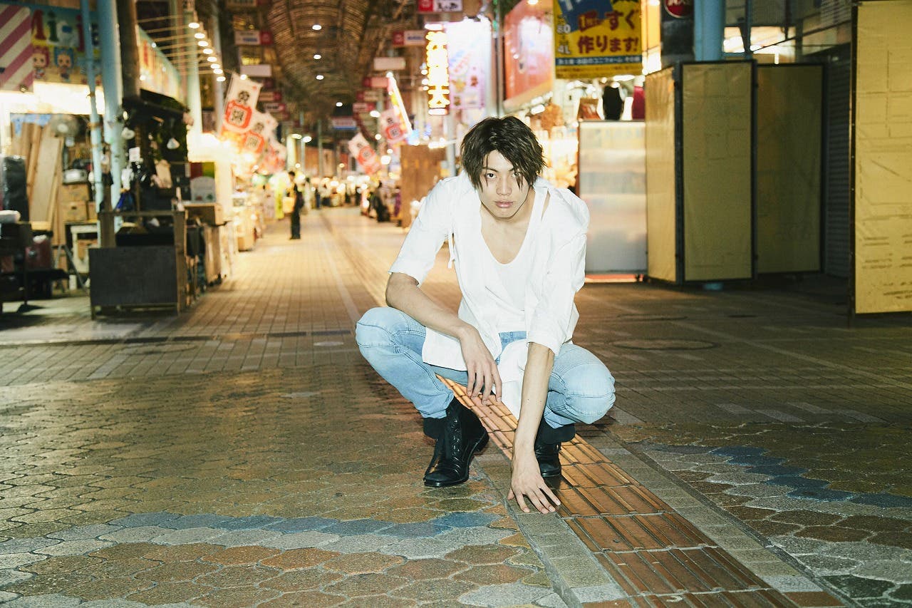 東啓介/写真集のイメージカット(C)2017 PONY CANYON