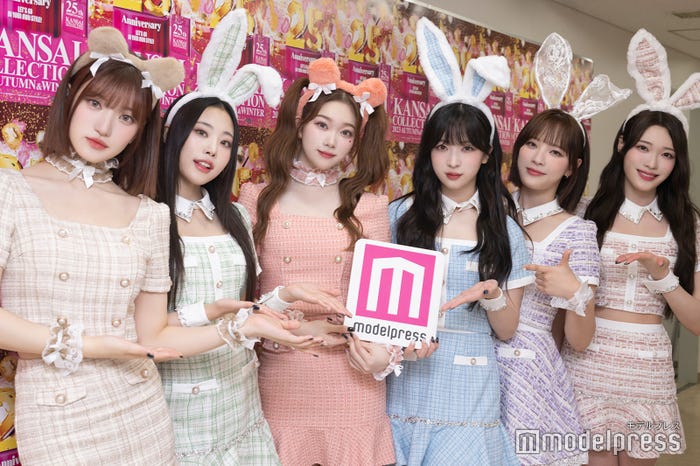 Billlie(左から)シユン、ション、つき、はるな、ムン・スア、ハラム(C)モデルプレス