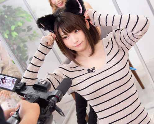 えなこ“谷間”がポイント 神バズりダンス披露<猫しか勝たん>