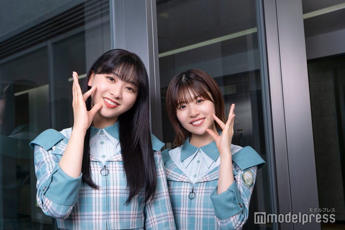富田鈴花、松田好花(C)モデルプレス