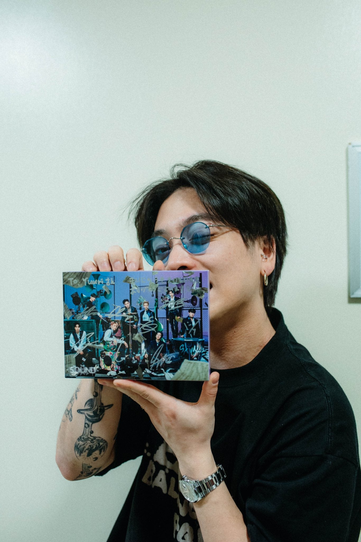 優里、Stray Kidsから“直筆メッセージ入り”アルバム受け取る 交流に驚きの声「ついに認知」