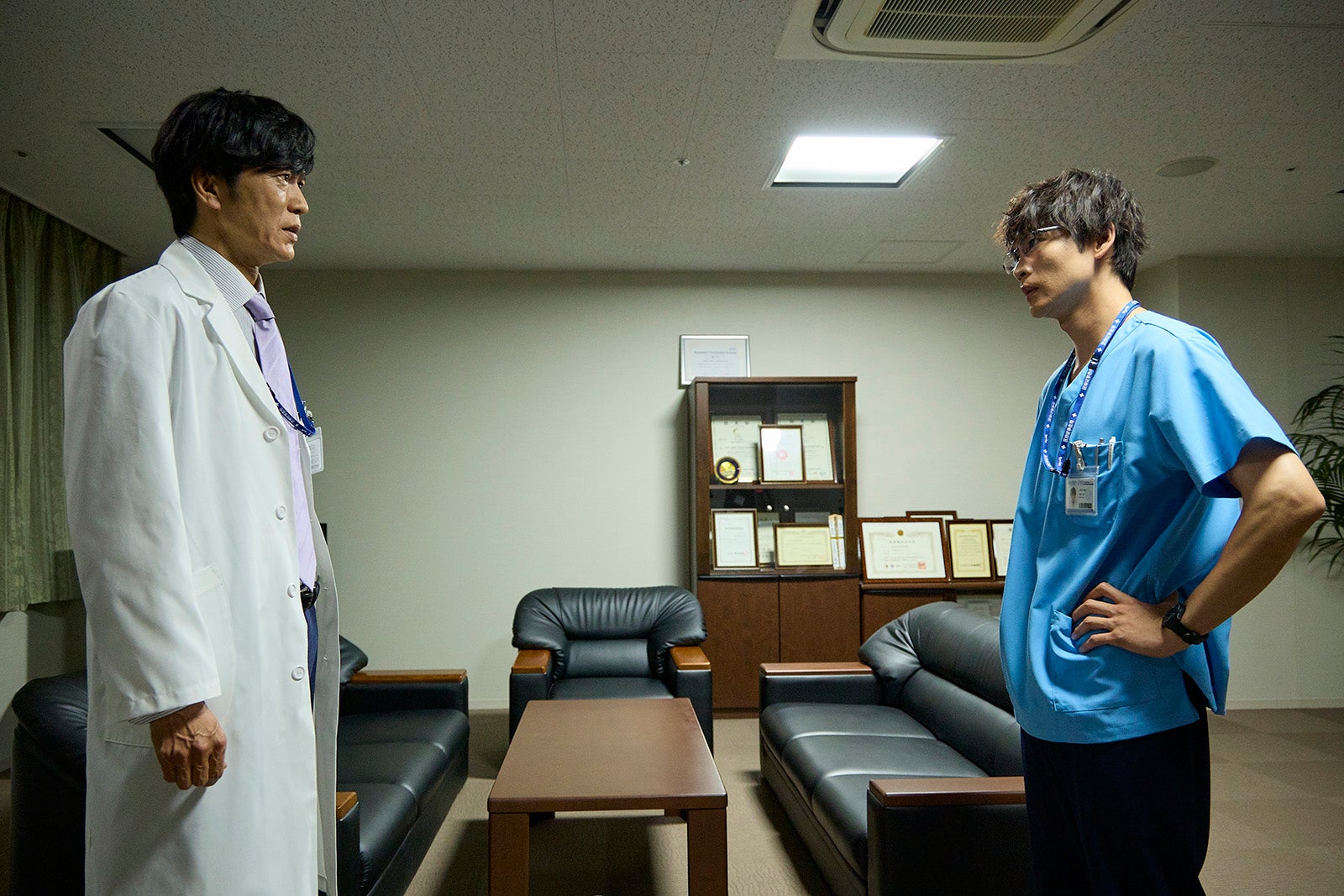 田辺誠一、松下洸平「放課後カルテ」第5話（C）日本テレビ