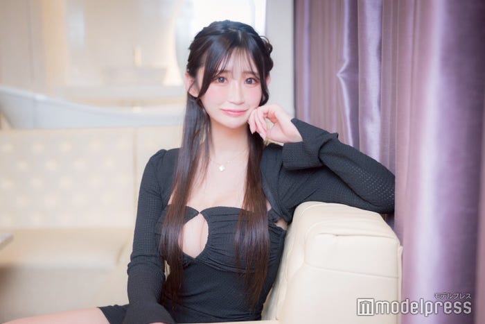 なお「NILS」(C)モデルプレス