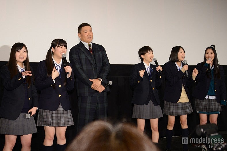 ももいろクローバーZ主演映画「幕が上がる」完成披露舞台挨拶