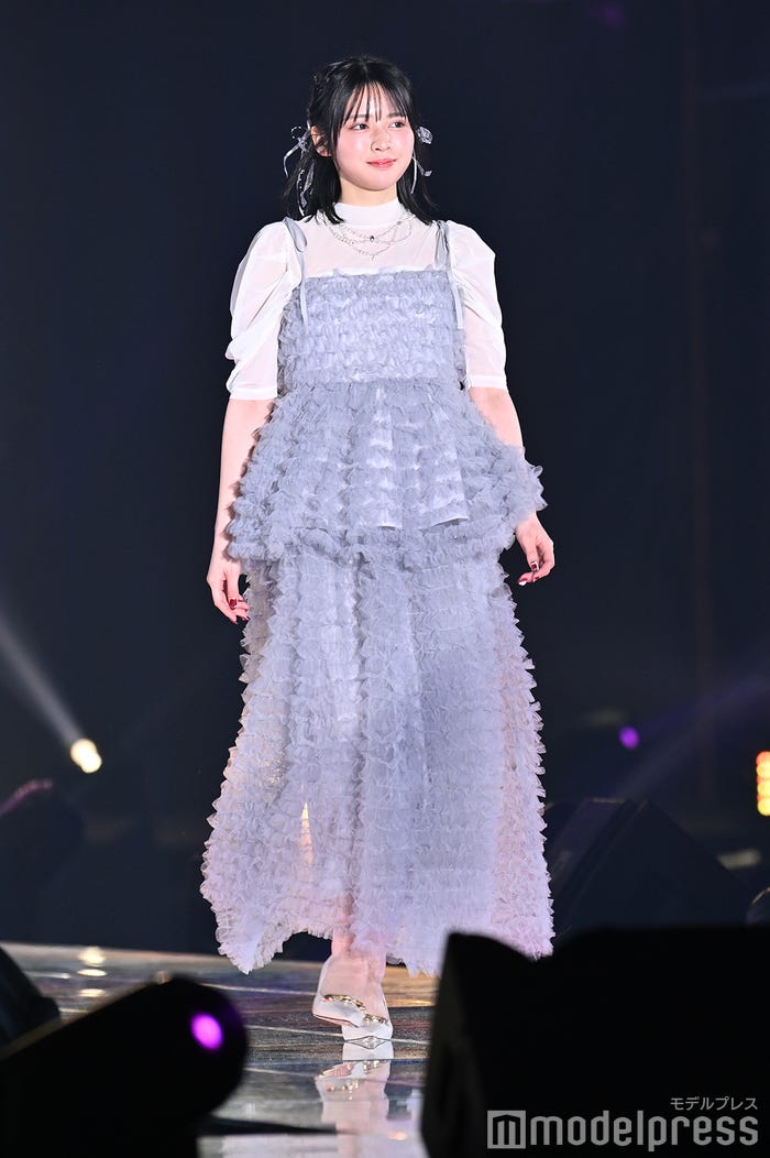 鎮西寿々歌(C)モデルプレス