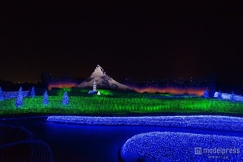 「アルプスの少女ハイジ」がイルミとコラボ スイスの絶景を壮大なスケールで描く