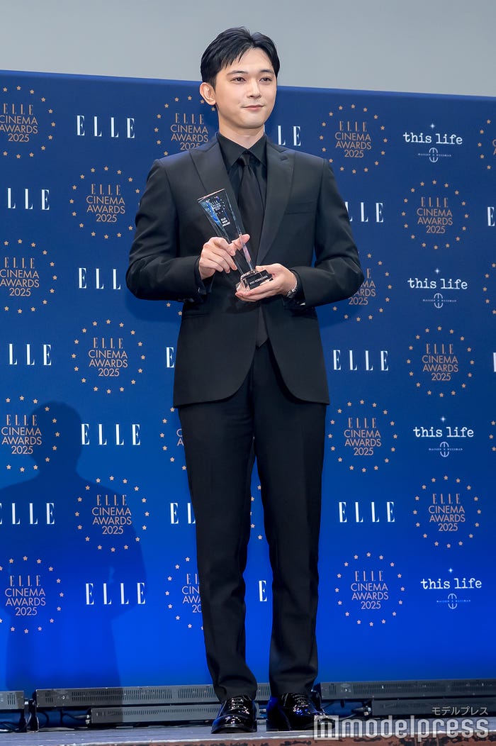 吉沢亮(C)モデルプレス