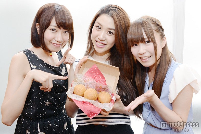 Re:ガールズ（左から）千畝あずみ、yui、愛内み