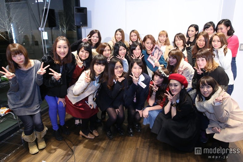 「もとから美人風整形メイク BOOK」（12月17日）発売イベントの様子