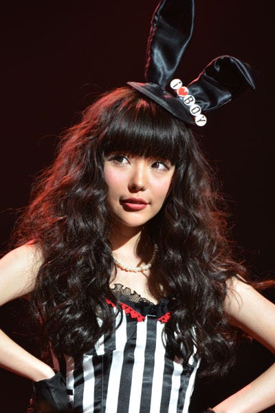 Milky Bunny(益若つばさ)