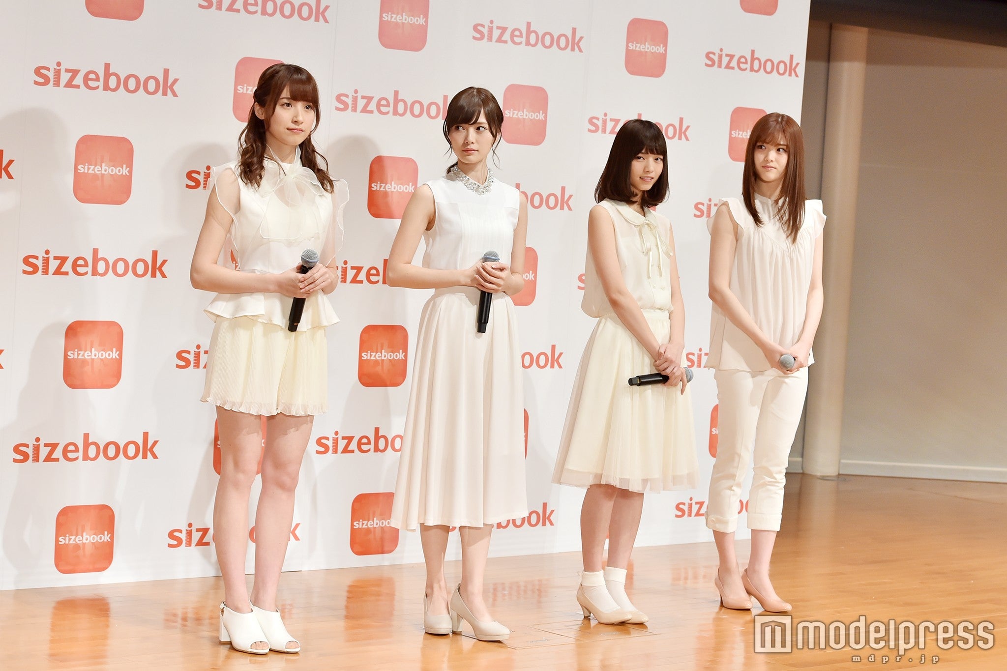 乃木坂46／左から：衛藤美彩、白石麻衣、西野七瀬、松村沙友理（C）モデルプレス