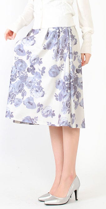 裏地付き花柄ミモレ丈フレアスカート「salus」2,052円(税込)