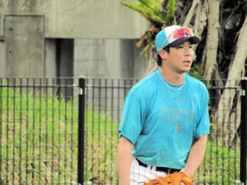 ヤクルト・山田が特守 サブグラウンドにファン100人 大きな拍手 三塁コンバート 「どこでも守れる準備はしたい」