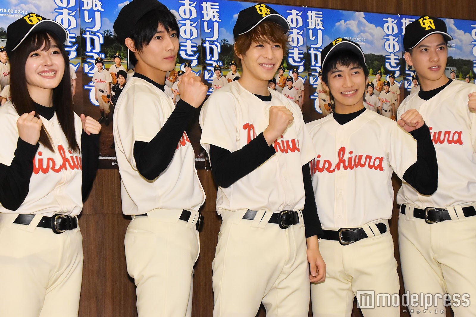 （左から）久住小春、猪野広樹、西銘駿、納谷健、白又敦 （C）モデルプレス