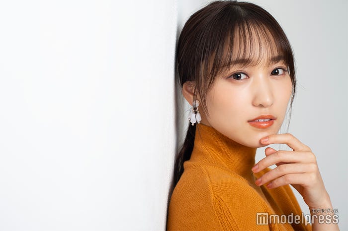 菅井友香(C)モデルプレス