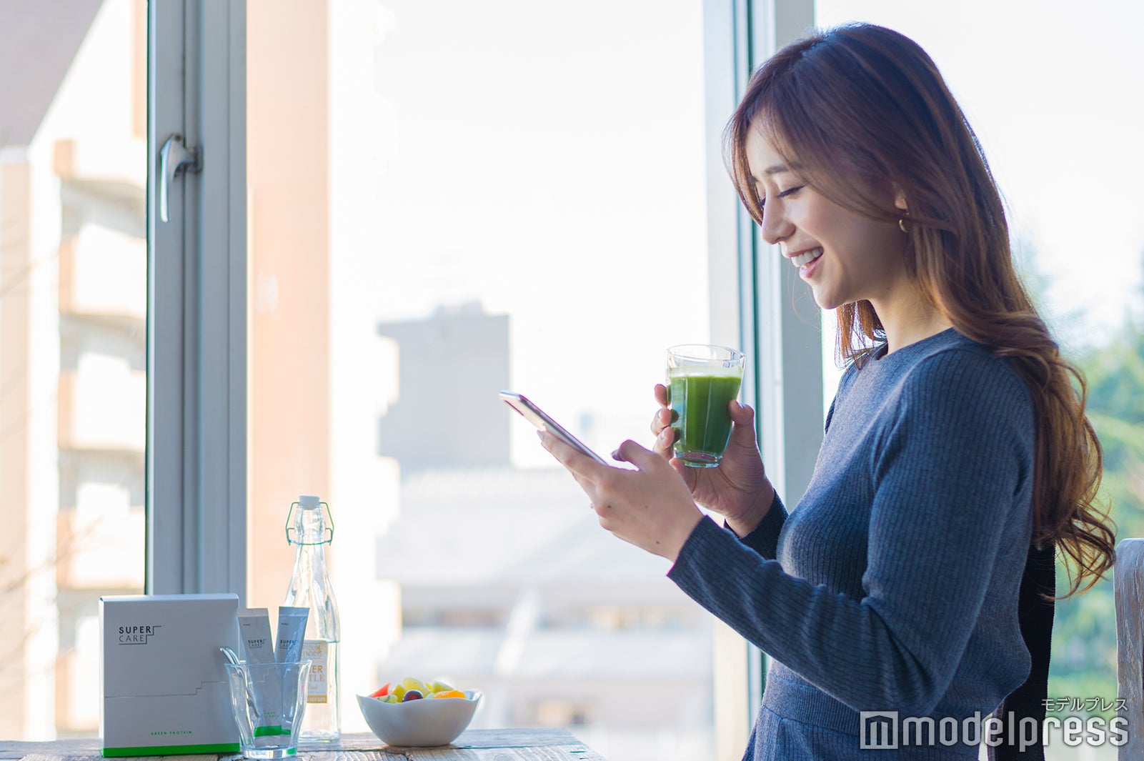 朝の時間を有意義に （C）モデルプレス
