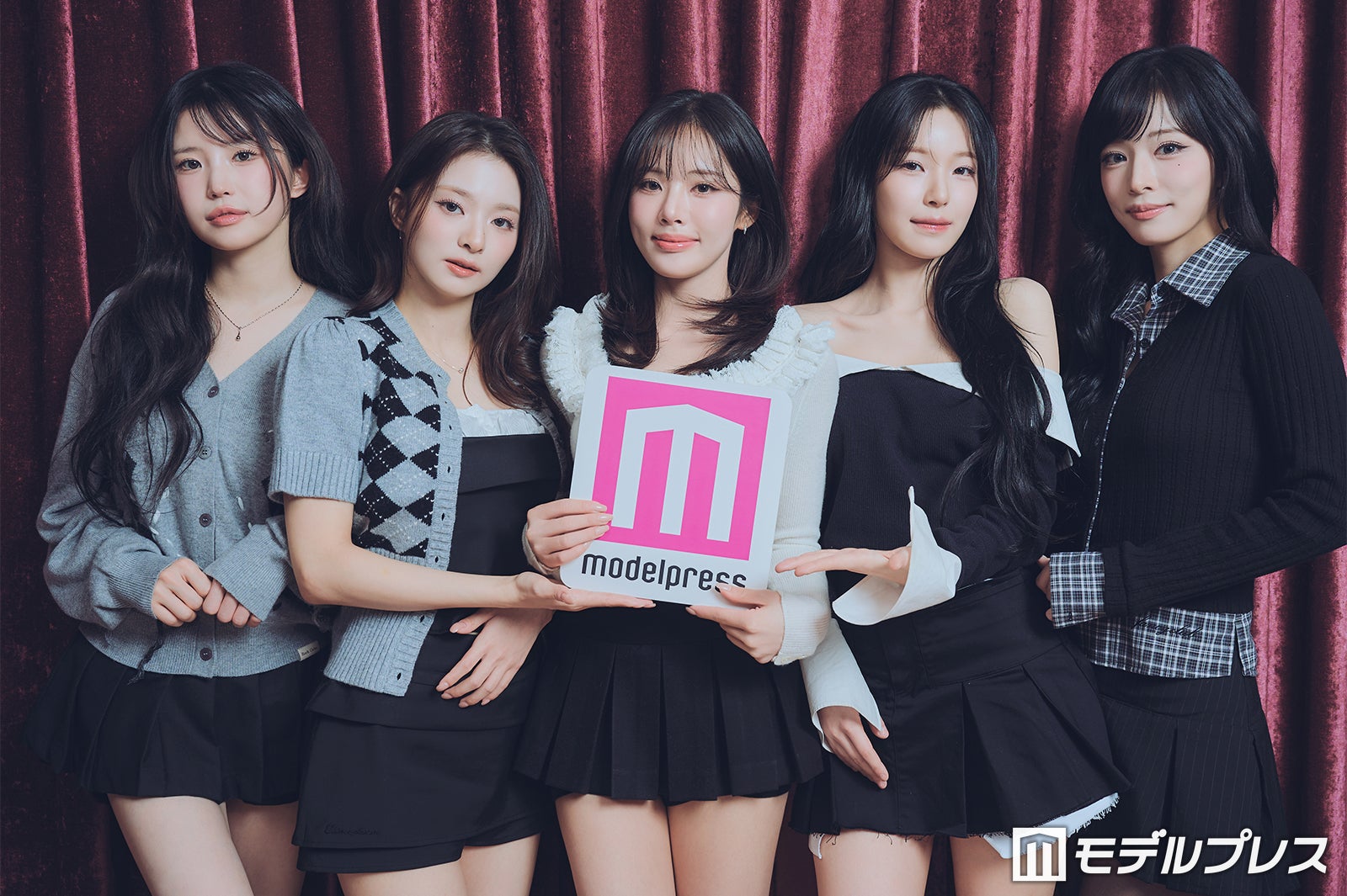 fromis_9／ソン・ハヨン、イ・ナギョン、パク・ジウォン、ペク・ジホン、イ・チェヨン（C）モデルプレス
