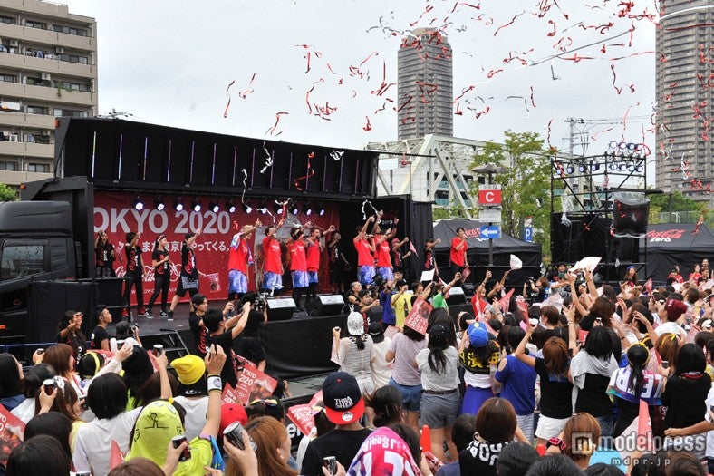 GENERATIONS、「最高です」　東京五輪決定をファンと祝福