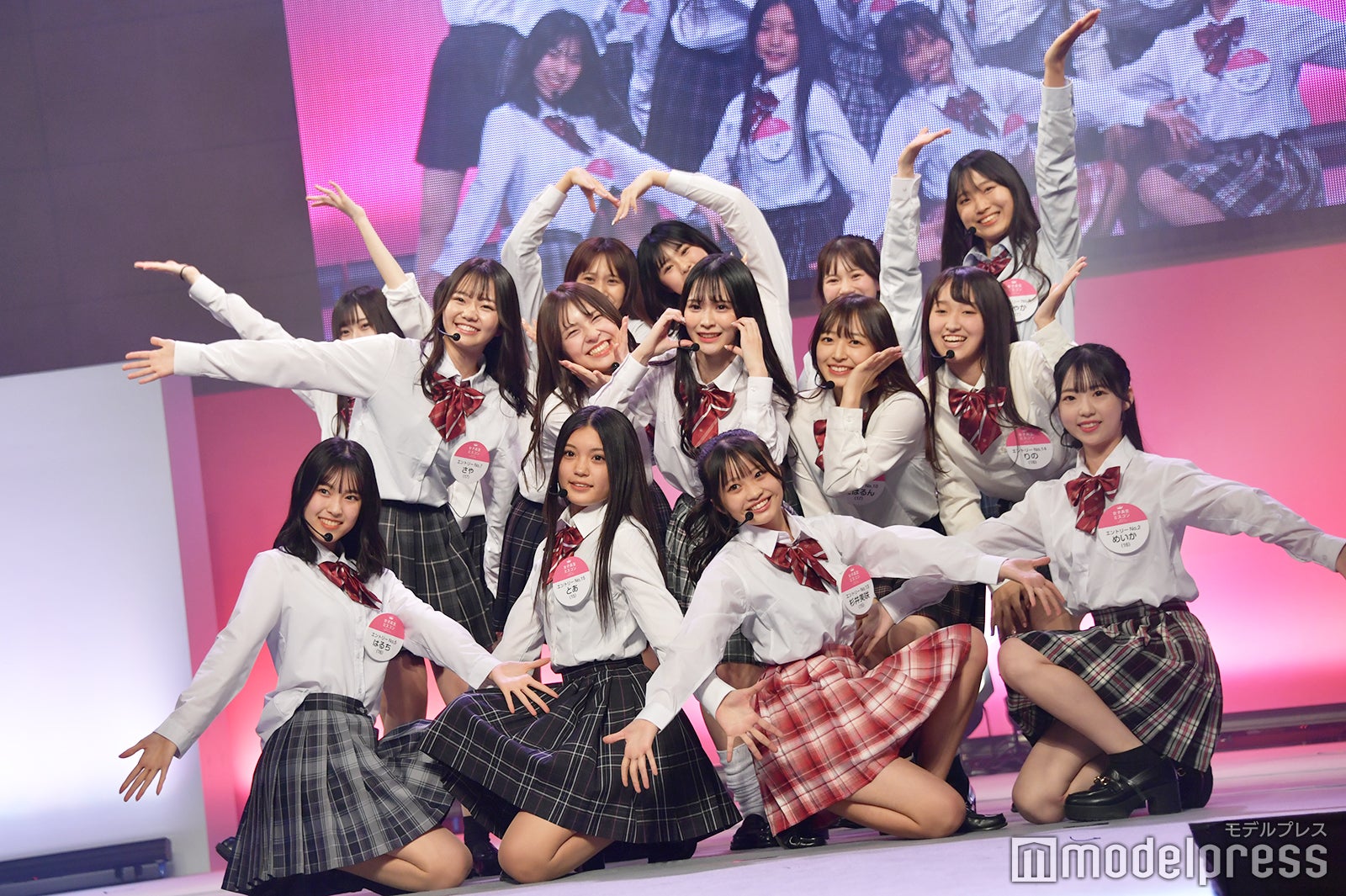 （C）モデルプレス