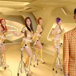 「ソイカラ」新CM「腰につける」篇より