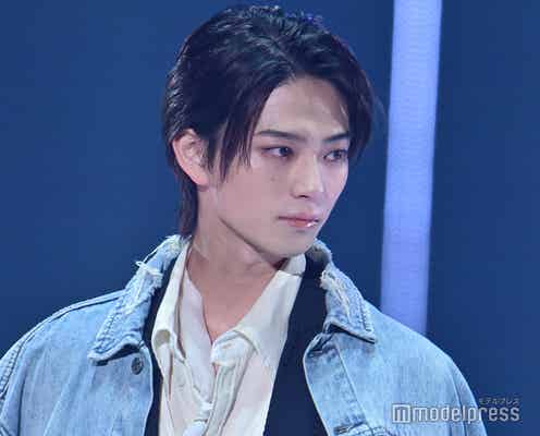 「北くんシェア」で話題・岩瀬洋志、デニム合わせのレイヤードコーデ披露 表情の変化に胸キュン【TGC2025A/W】