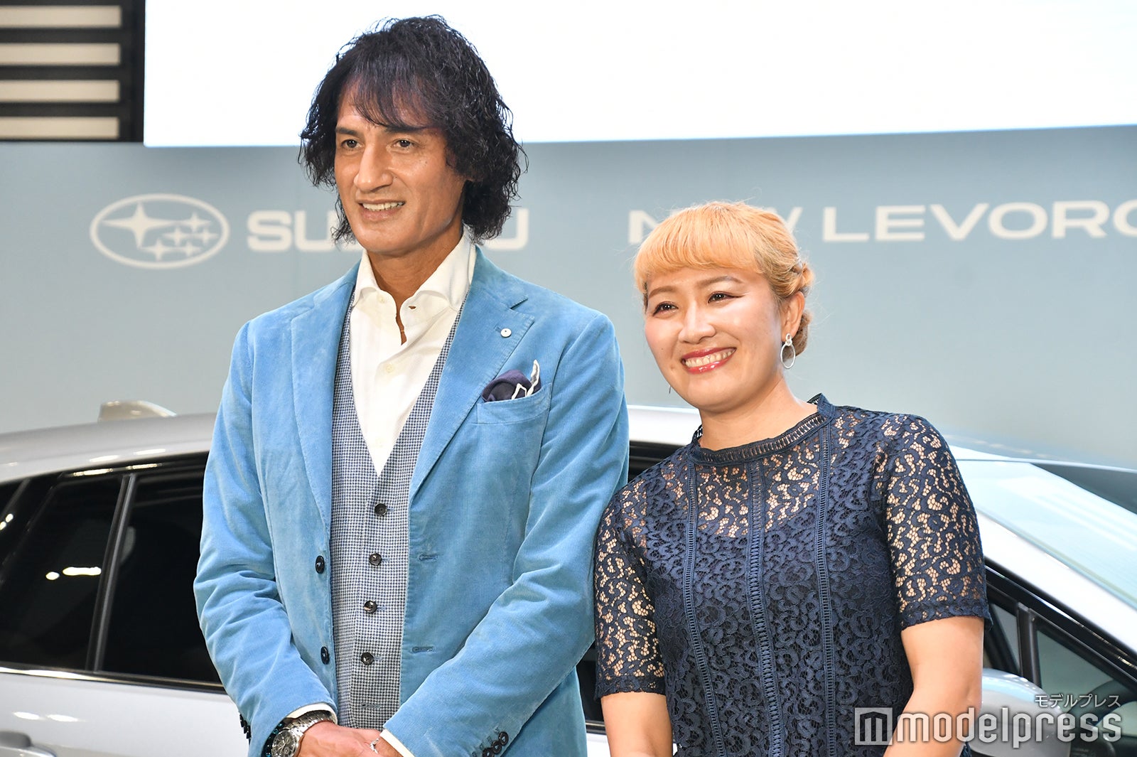 本並健治氏、丸山桂里奈（C）モデルプレス