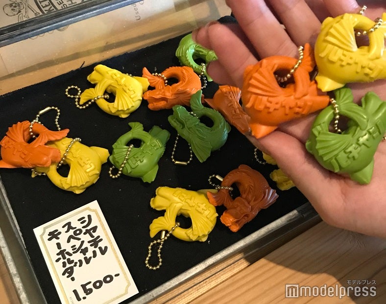 ショップグッズのオリジナルのキーホルダー（1500円）