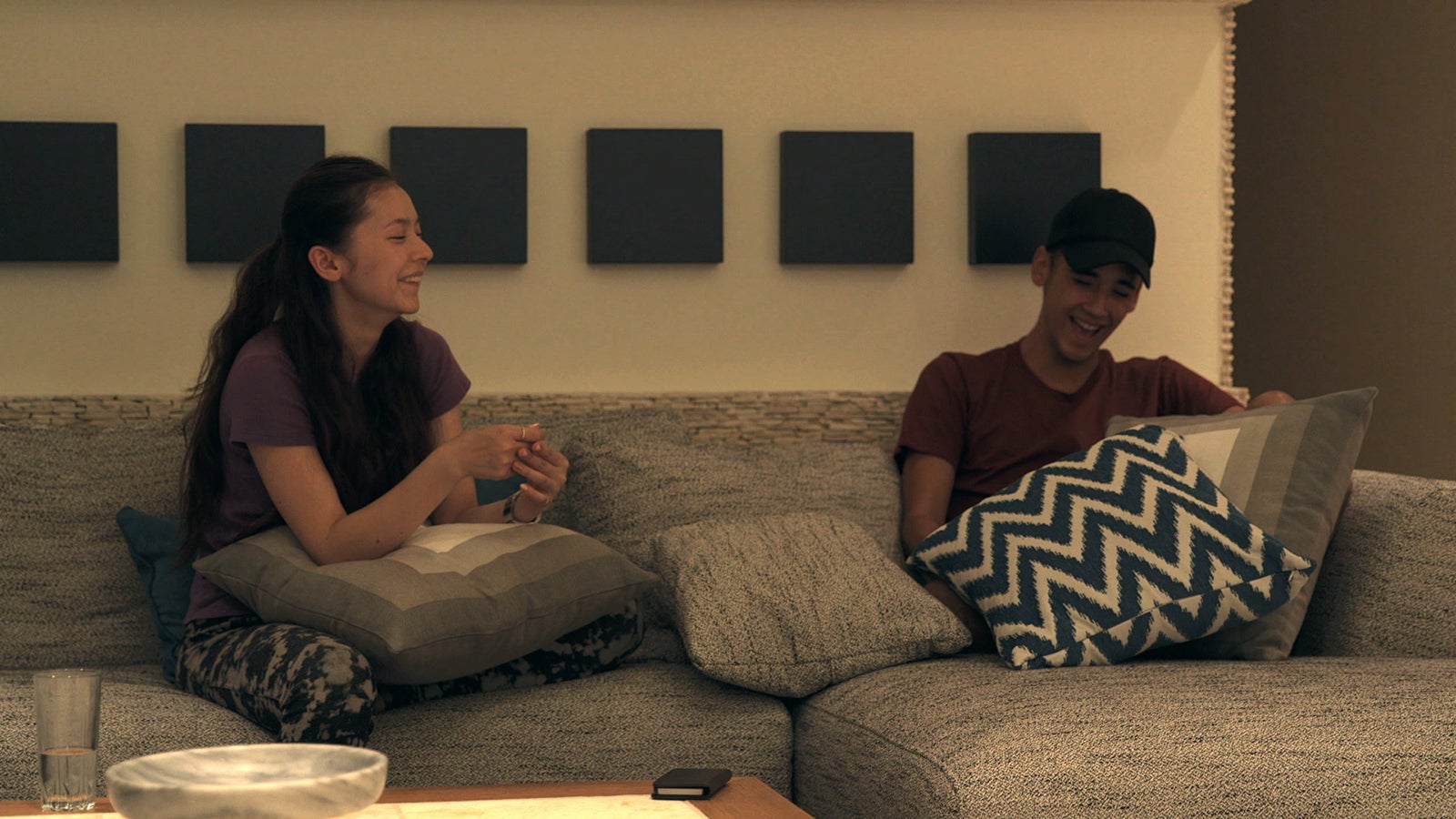 奈緒美、侑哉『TERRACE HOUSE ALOHA STATE』3rd WEEK（C）フジテレビ／イースト・エンタテインメント 