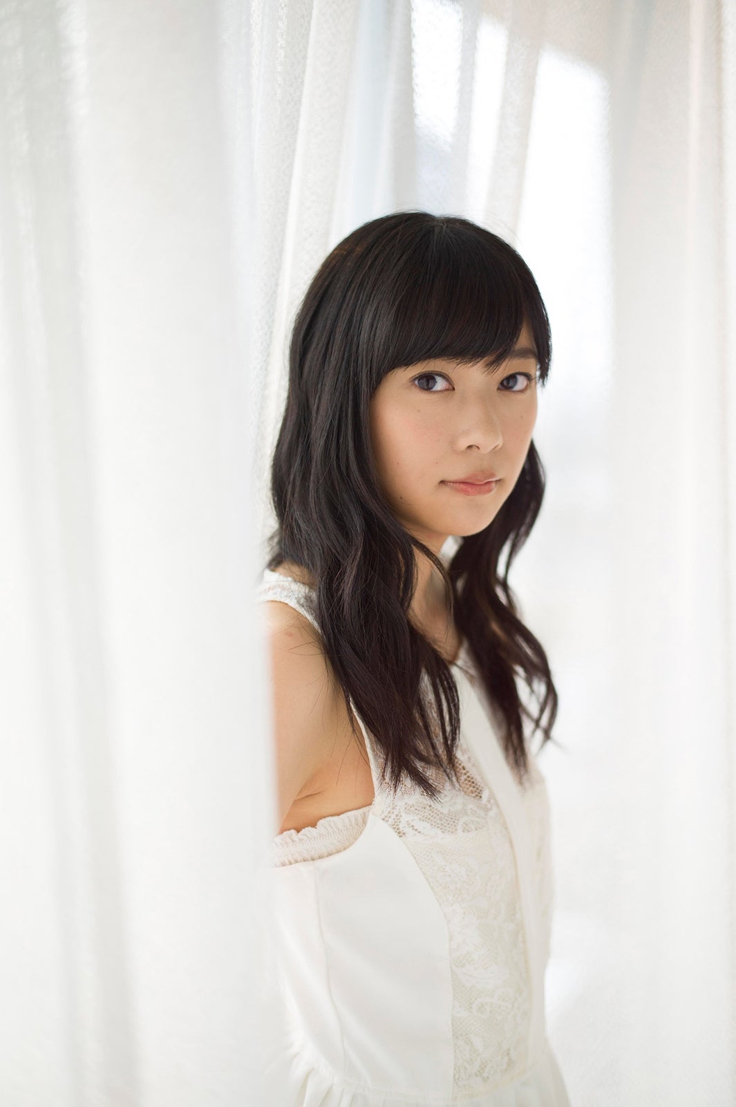 指原莉乃、新番組の司会に決定　ゲストとの化学反応見せる