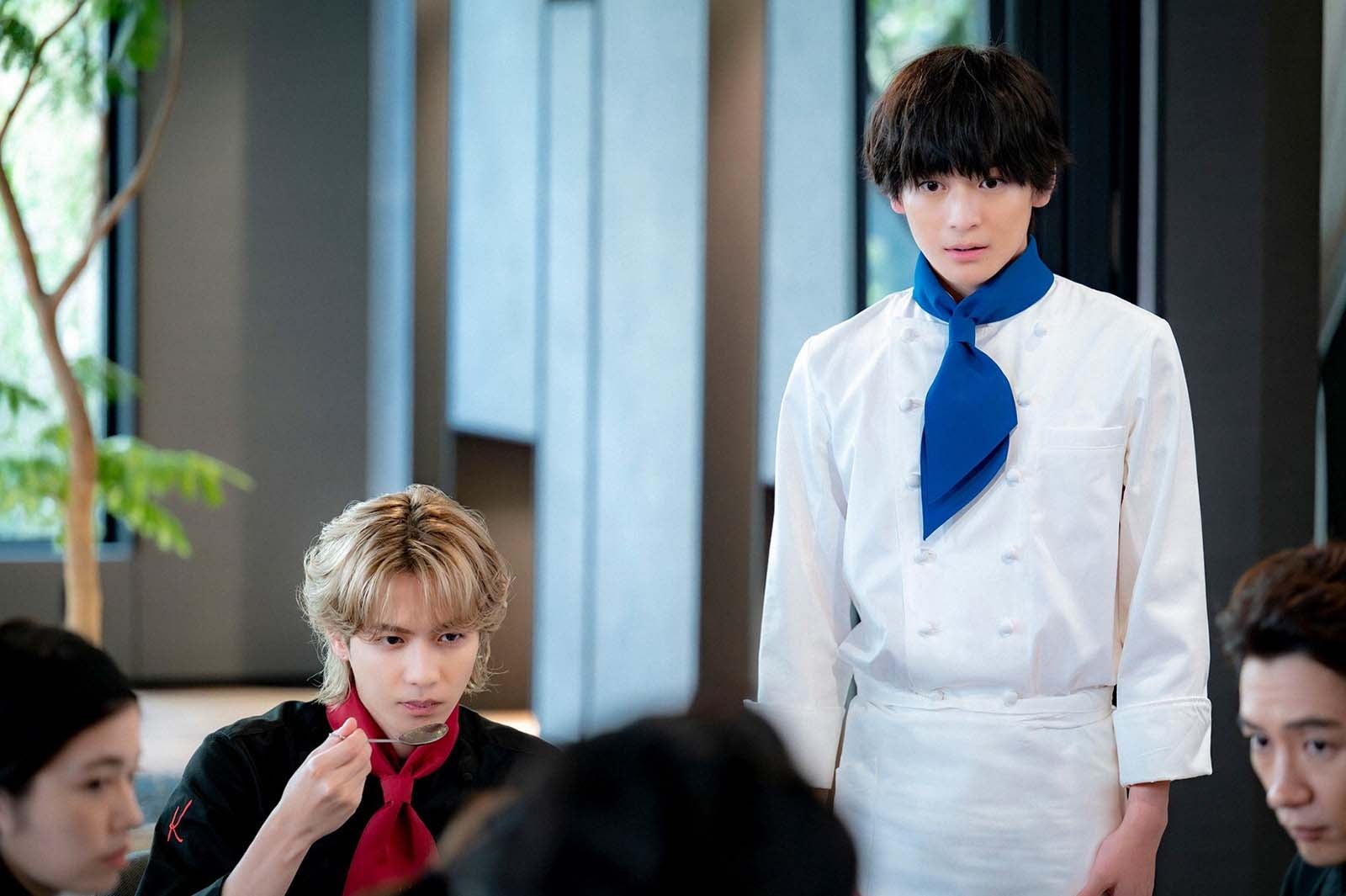 志尊淳、高橋文哉「フェルマーの料理」第2話より（C）TBS