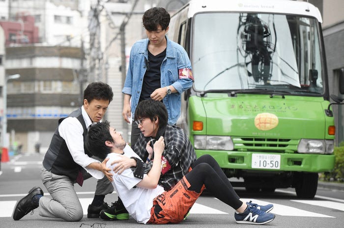 橋本じゅん、井口理、綾野剛、星野源/「MIU404」第7話より(C)TBS