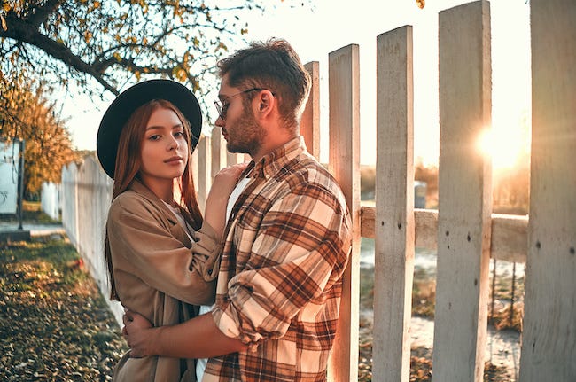 嫌われる 恋愛に依存しやすい女性の特徴 モデルプレス