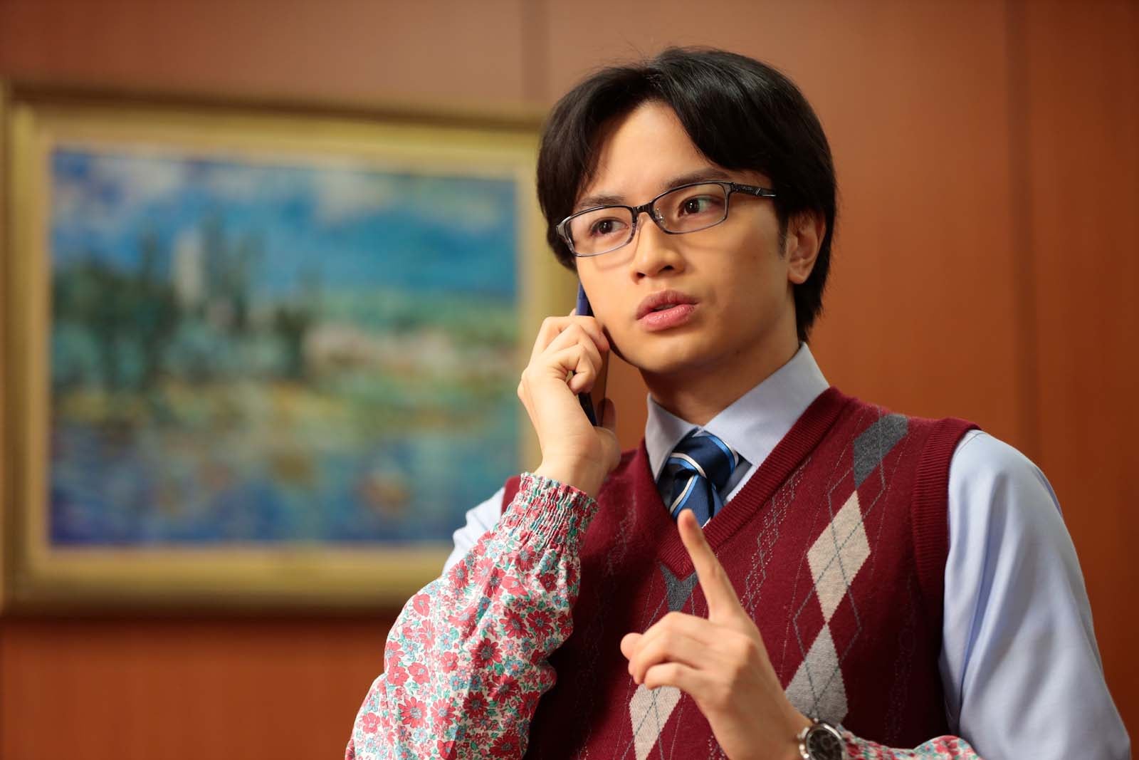 中島健人「シッコウ！！～犬と私と執行官～」第1話より（C）テレビ朝日