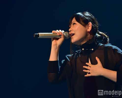 絢香、出産を経て再び紅白のステージに 名曲「三日月」で美声届ける<紅白本番>