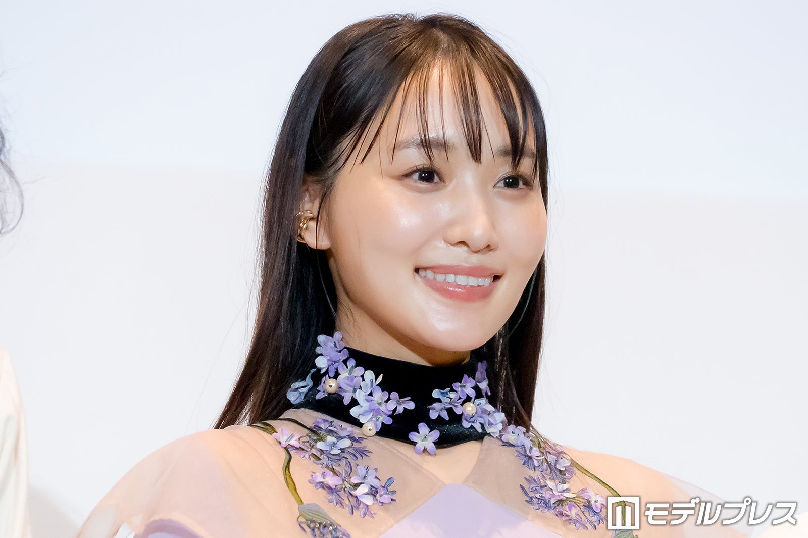 菅井友香（C）モデルプレス