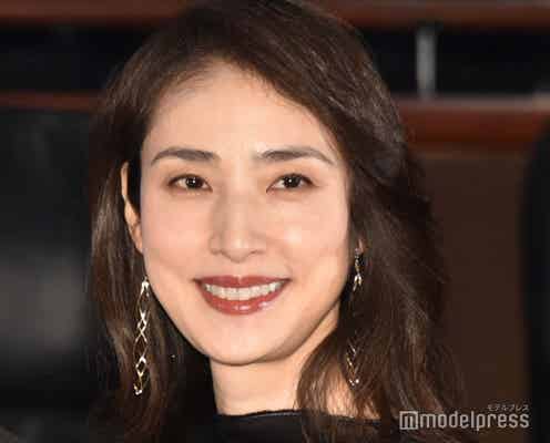 天海祐希、木村拓哉ら集結“男祭り”に興奮「バスの中ではしゃいじゃいました」ブラックドレスで美スタイル披露<Believe-君にかける橋->