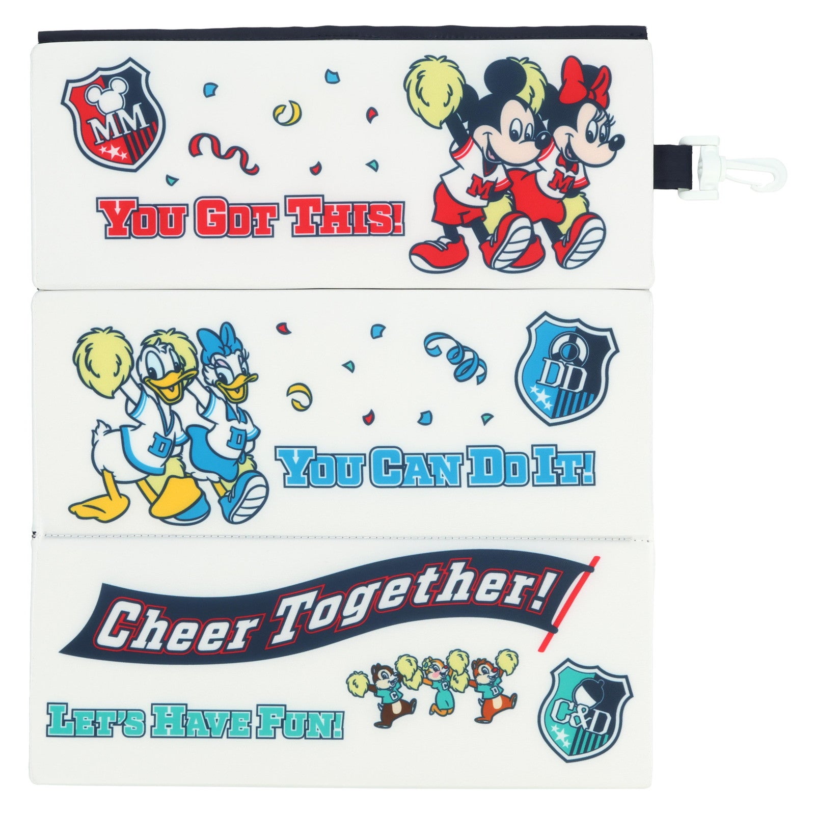 ポータブルクッション¥1,600 （C）Disney