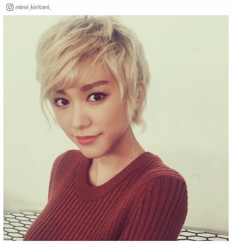 桐谷美玲 金髪ショートに変身で 別人 雰囲気違う と驚きの声 モデルプレス 桐谷美玲 金髪ショートに変身で 別人 雰囲気違う と驚きの声 モデルプレス