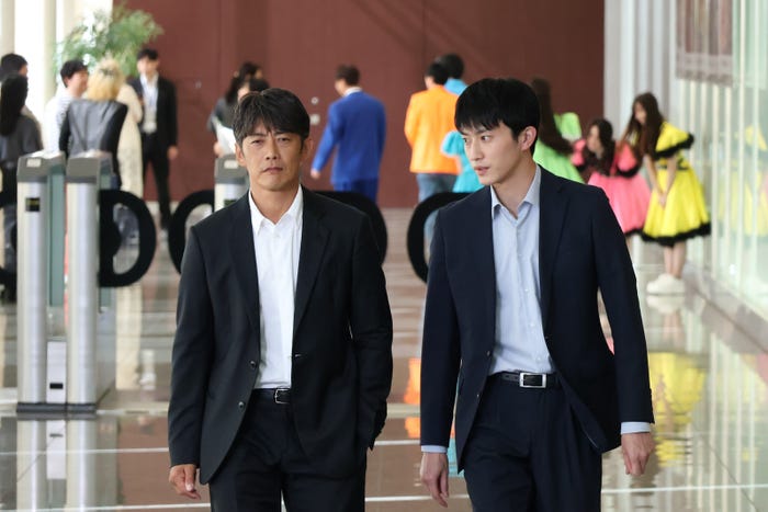 反町隆史、杉野遥亮「オクラ〜迷宮入り事件捜査〜」第5話(C)フジテレビ