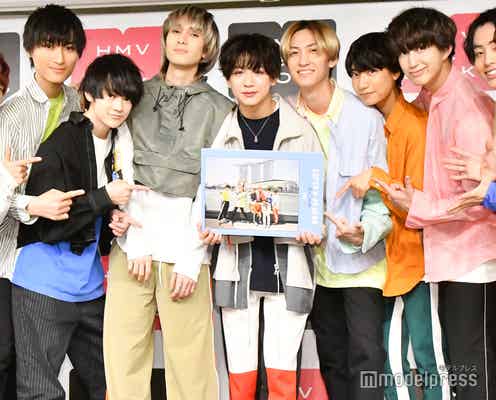 SUPER★DRAGON、メンバー同士で親密撮影「キス2秒前」「リアル新婚旅行」