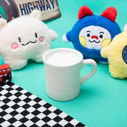 ホットカフェラテ税込660円(C)TRUZ