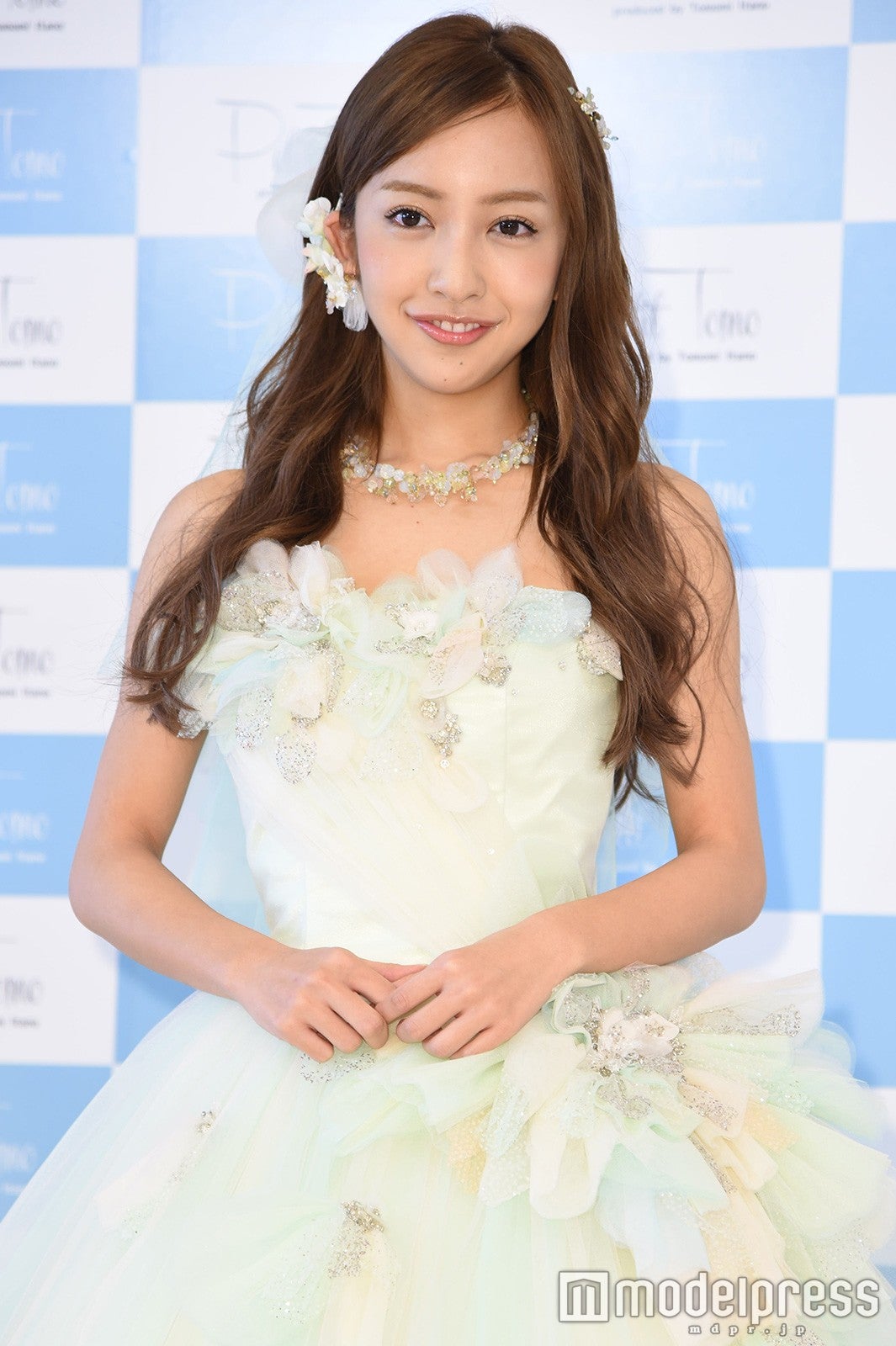 板野友美 現在の恋 結婚観を語る モデルプレス