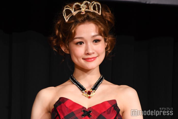 フランク莉奈(C)モデルプレス