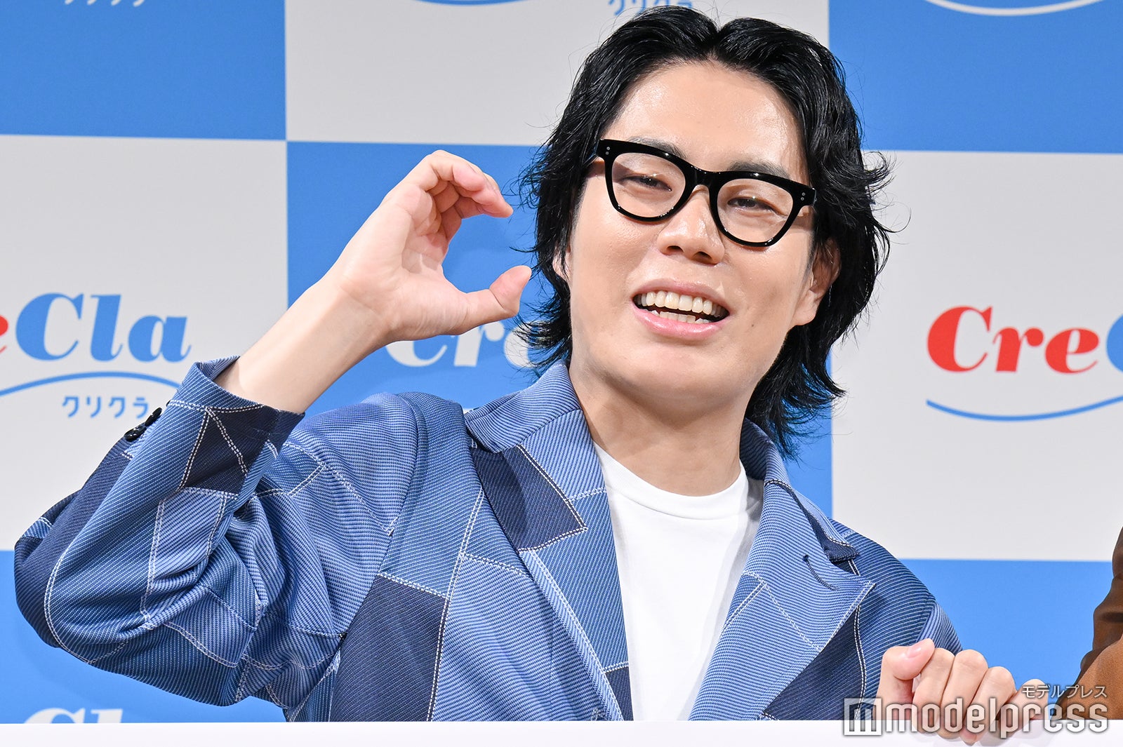 令和ロマン・高⽐良くるま、吉本退所を自虐「交換されまして…」新宣材写真で意識した人物も明かす